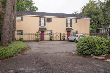 Main picture of 322 Steele Blvd