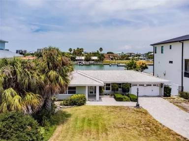 Main picture of 2244 Donato Dr