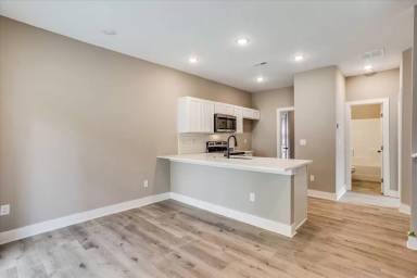 Main picture of 12862 W Wheatland St