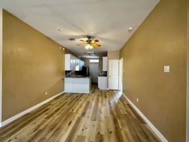 Main picture of 1917 S 14th St
