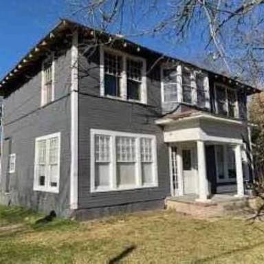 Main picture of 350 W Waco Ave