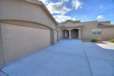 Main picture of 3001 Redondo Santa Fe NE