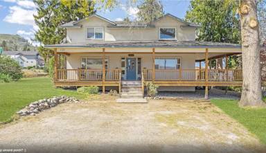 Main picture of 103 N Evergreen St