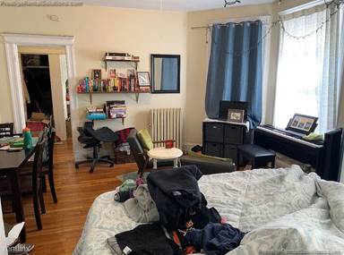 Main picture of 225 Kelton St