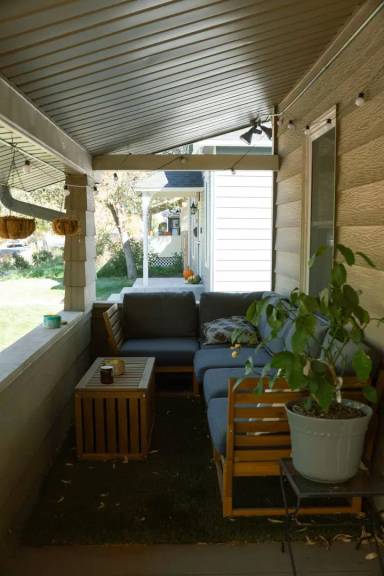 Main picture of 4854 N Raleigh St