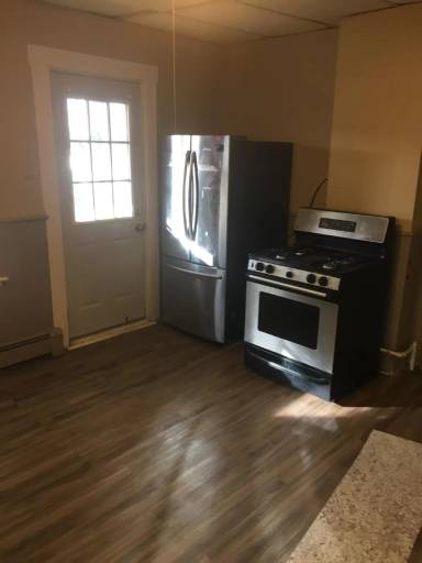 Main picture of 132 Bissell Street - 4