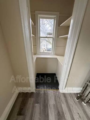 Main picture of 1523 S 14th St