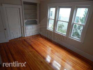 Main picture of 10 Magnus Ave
