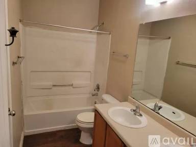 Main picture of 354 E Southcross Blvd