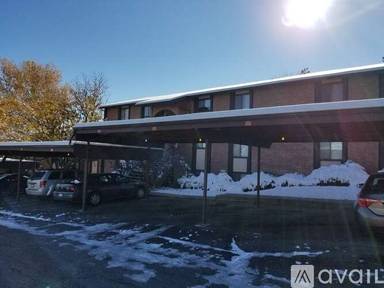 Main picture of 373 Ridges Blvd