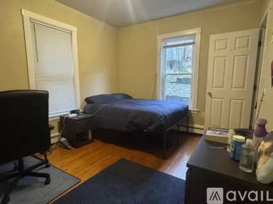 Main picture of 44 Hillside St