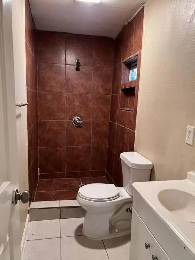 Main picture of 5117 Longmeadow St