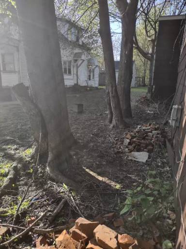Main picture of 642 E 9th St