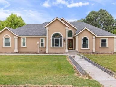 Main picture of 7000 W 10th Ave