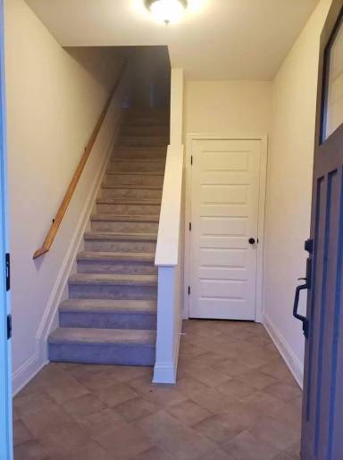 Main picture of 1037 Commonwealth Cir