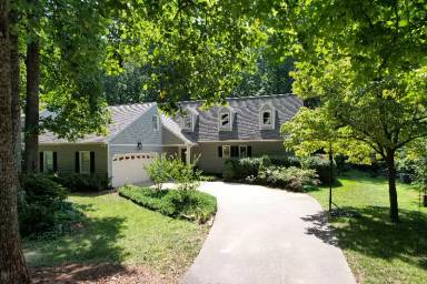 Main picture of 106 Forestview Dr