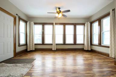 Main picture of Chicago Avenue