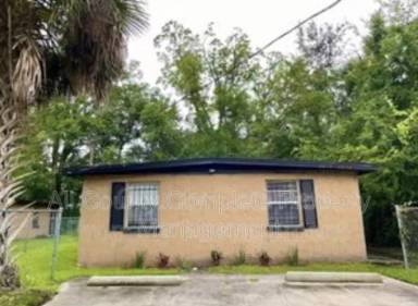 Main picture of 3248 Phyllis St