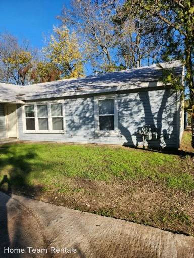 Main picture of 1903 Poage Ave