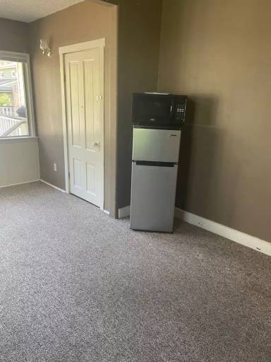Main picture of 865 Buchon St