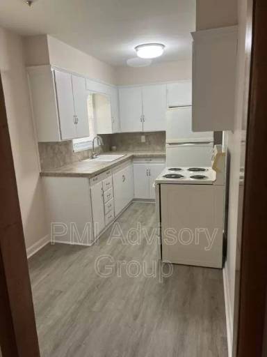 Main picture of 3605 SW 9th St