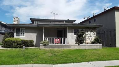 Main picture of 2705 W Rosecrans Ave