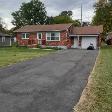 Main picture of 8 Canty Ln