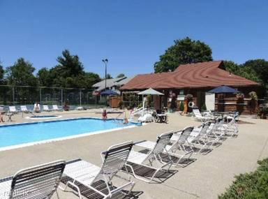 Main picture of Natick Green