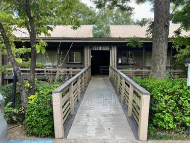 Main picture of Four Seasons