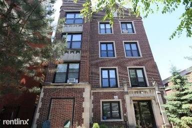 Main picture of 4452 N Ashland Ave