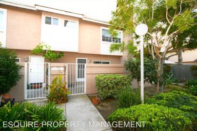 Main picture of 5301 Columbus Pl