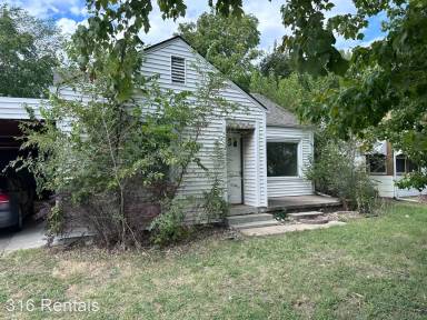 Main picture of 1143 S Minneapolis Ave
