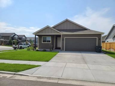 Main picture of 301 Boone Dr
