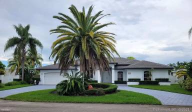 Main picture of 12030 SW 78th Ter