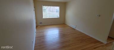 Main picture of 8610 W Capitol Dr