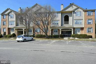 Main picture of 2816 Emma Lee St