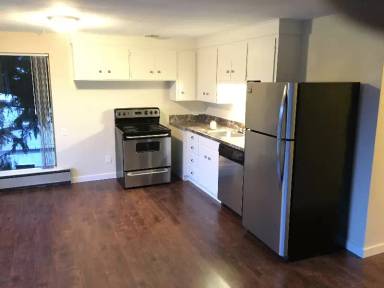 Main picture of 8711 S 114th St