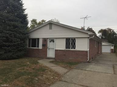 Main picture of 27384 Barrington St