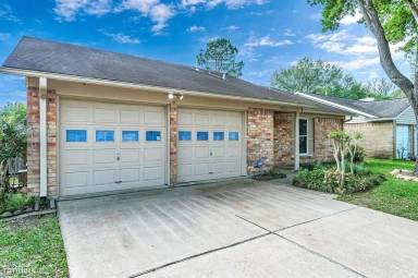 Main picture of 1006 Three Forks Dr