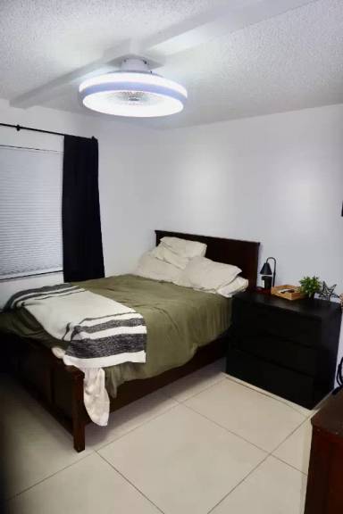 Main picture of 906 SW Nineth Street Cir