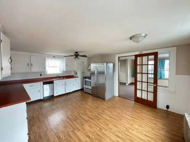 Main picture of 41 Church St