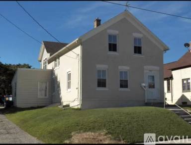 Main picture of 1109 Division St