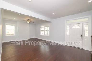 Main picture of 2615 North Ave