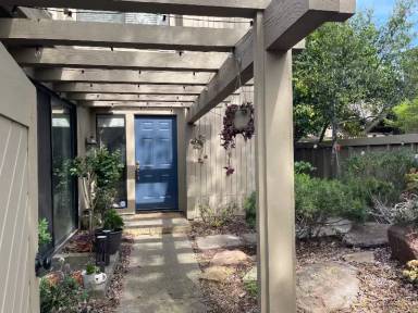 Main picture of 1915 Discovery Village Ln