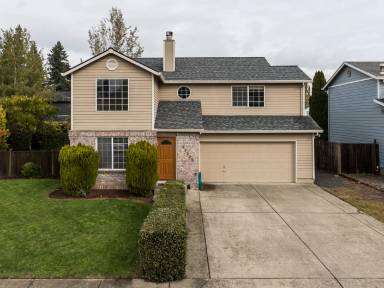 Main picture of 33285 SW Meadowbrook Dr