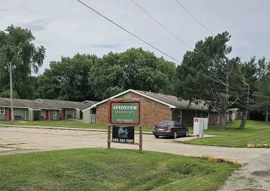 Main picture of 500 E Chellis St