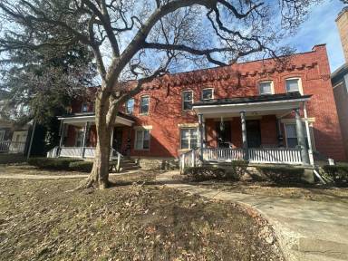 Main picture of 1481 Michigan Ave
