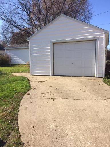 Main picture of 1723 Hawthorne Ave
