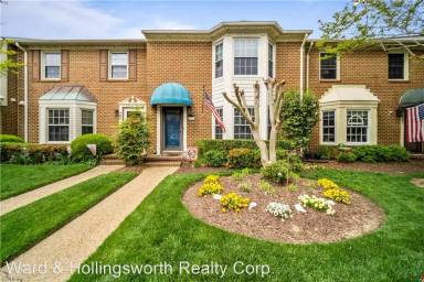 Main picture of 991 Colonial Meadows Way