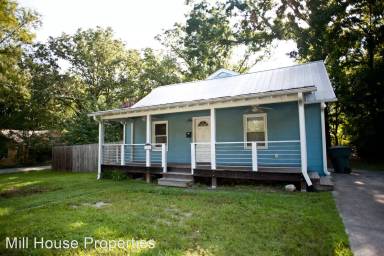 Main picture of 116 Elm St